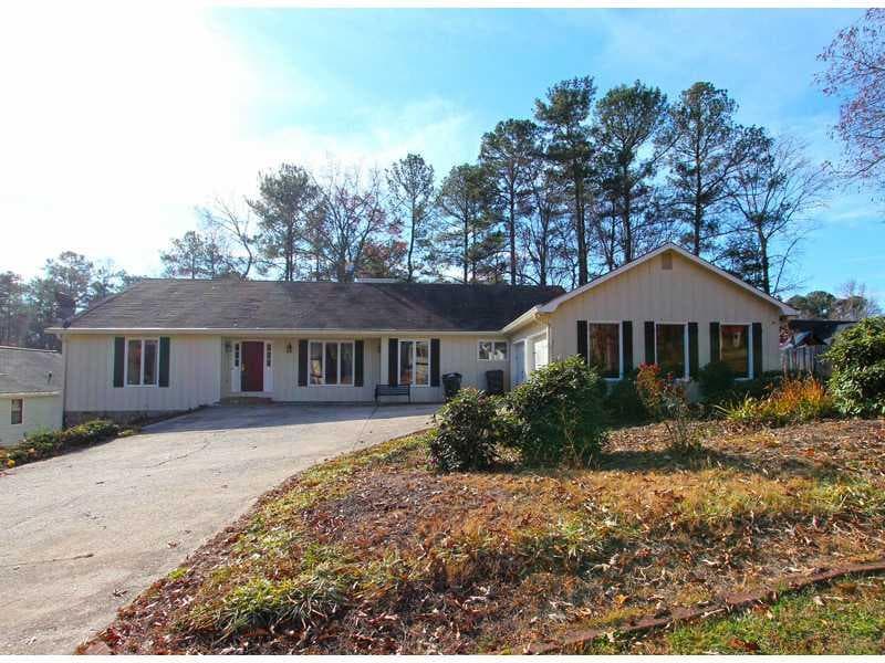 2790 Interlaken Drive, Marietta, GA 30062 — most recent listing photo