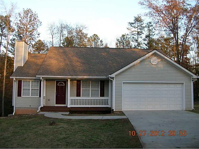 3 bedroom single family residence sold at 200 Ruby Lane, Commerce, GA 30530