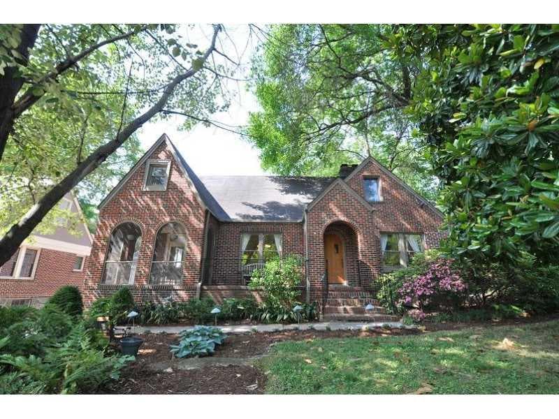 4 bedroom, 3,052 sq ft single family residence sold at 1159 Cumberland Road, Atlanta, GA 30306