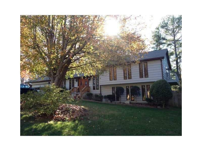 4 bedroom single family residence sold at 4624 Forest Green Drive, Sugar Hill, GA 30518