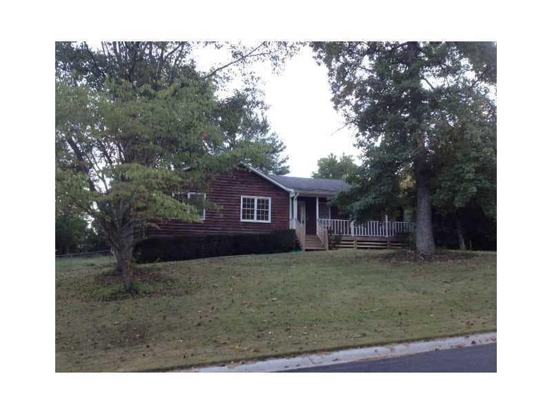 3 bedroom single family residence sold at 3872 Cloudland Drive, Snellville, GA 30039