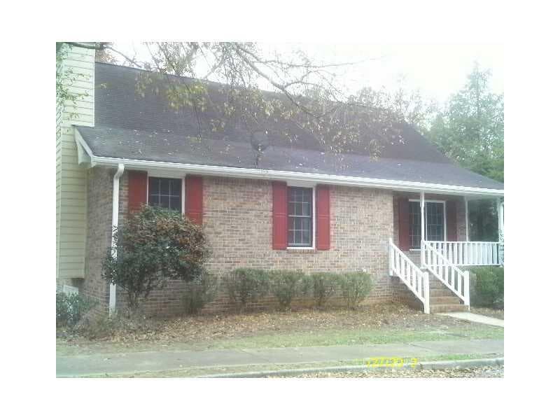 3 bedroom single family residence sold at 3971 Clayhill, Clarkston, GA 30021