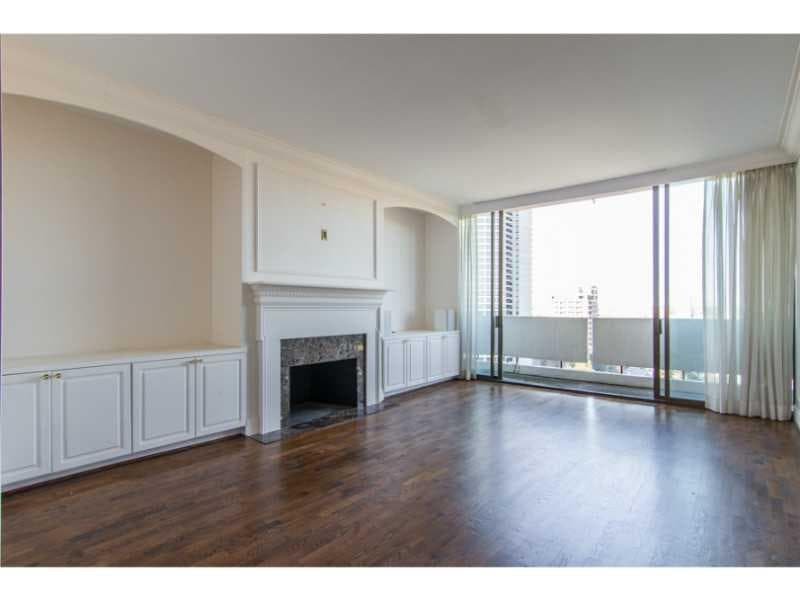3 bedroom, 2,838 sq ft condominium sold at 2575 Peachtree Road 20C, Atlanta, GA 30305