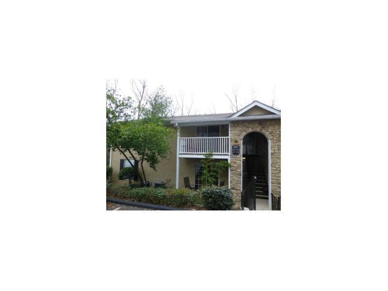 2955 Seven Pines Lane 303, Atlanta, GA 30339 — most recent listing photo