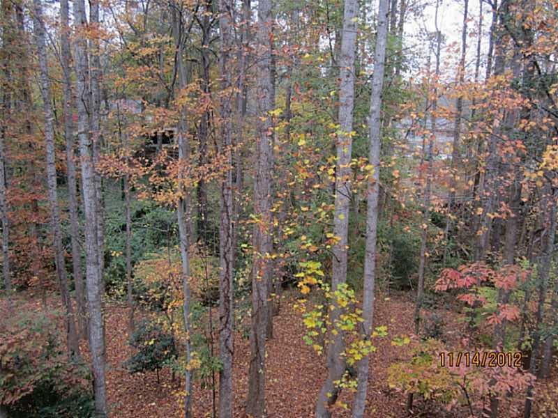 2 bedroom, 1,166 sq ft condominium sold at 318 Smokerise Circle 318, Marietta, GA 30067