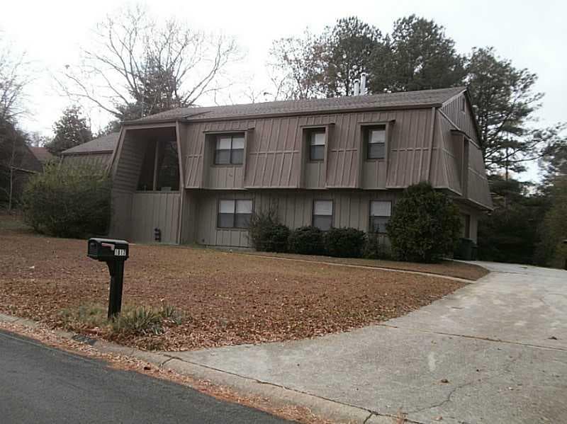 1817 Canberra Drive, Stone Mountain, GA 30088 — most recent listing photo