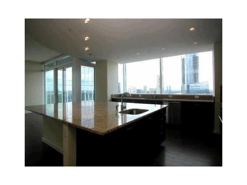 3 bedroom, 2,288 sq ft condominium sold at 3325 Piedmont Road 1401, Atlanta, GA 30305