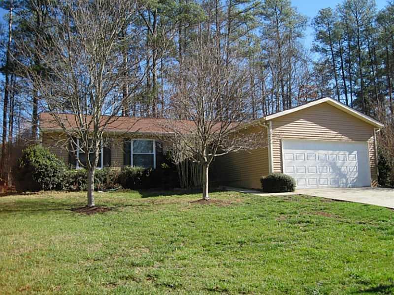 385 Sheringham Court, Roswell, GA 30076 — most recent listing photo