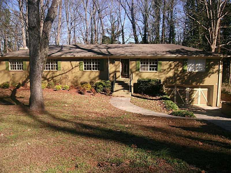 5 bedroom, 3,480 sq ft single family residence sold at 3819 DORA Drive, Smyrna, GA 30082