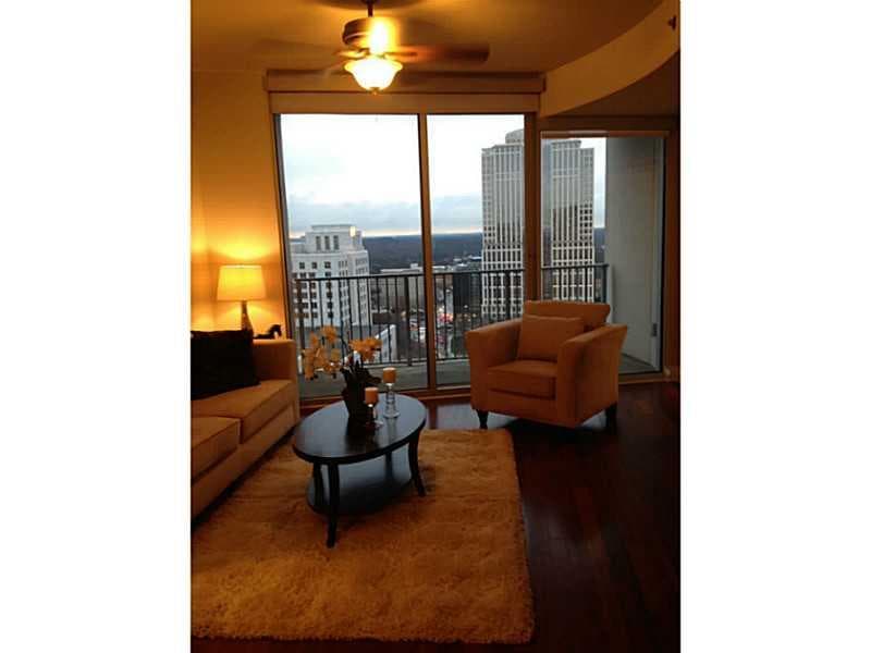 20 10th Street 2002, Atlanta, GA 30309 — most recent listing photo