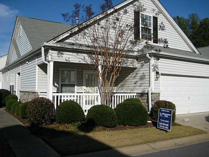 662 West Oaks Drive, Woodstock, GA 30188 — most recent listing photo
