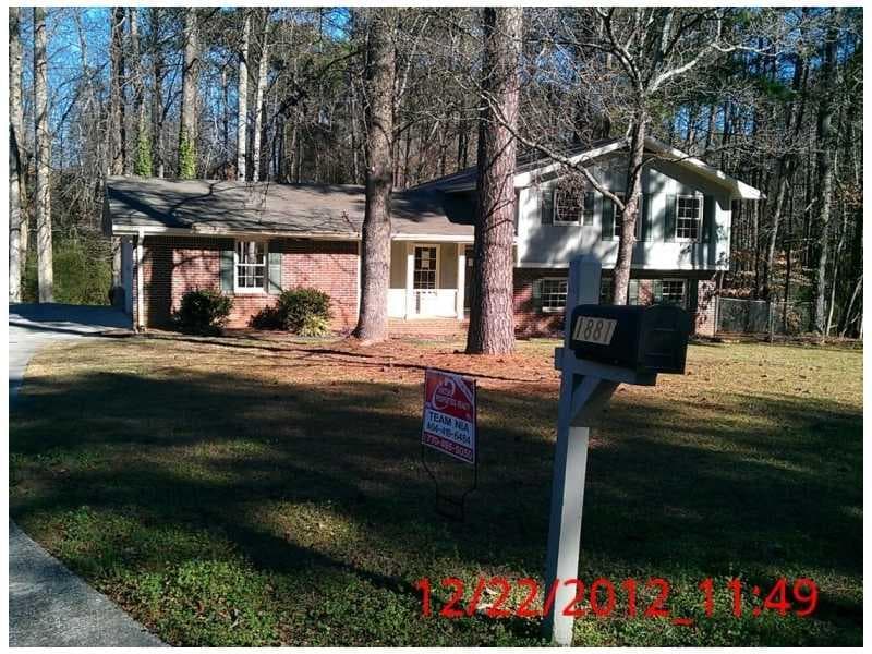 4 bedroom, 1,936 sq ft single family residence sold at 1881 N Oak Drive, Lawrenceville, GA 30044