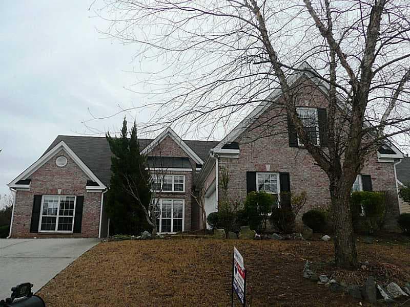 417 Canterbury Place Drive, Suwanee, GA 30024 — most recent listing photo