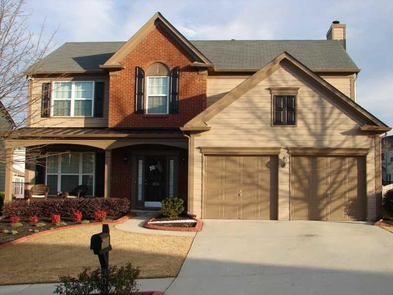4 bedroom, 2,378 sq ft single family residence sold at 303 ANNAZANES Place, Woodstock, GA 30188
