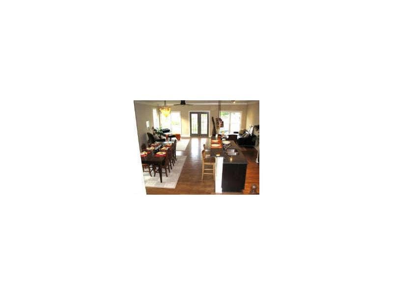 3 bedroom, 2,093 sq ft townhouse sold at 1963 HOSEA L WILLIAMS Drive 214, Atlanta, GA 30317
