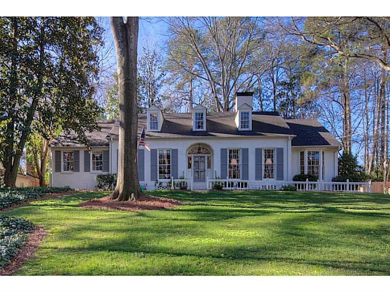 4 bedroom, 3,826 sq ft single family residence sold at 4130 N Broadland Road, Atlanta, GA 30342