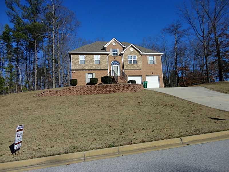 500 Twin Lakes Court, Fairburn, GA 30213 — most recent listing photo