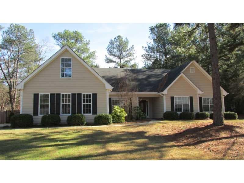 4 bedroom, 2,104 sq ft single family residence sold at 895 SCENIC LAKE Drive, Lawrenceville, GA 30045