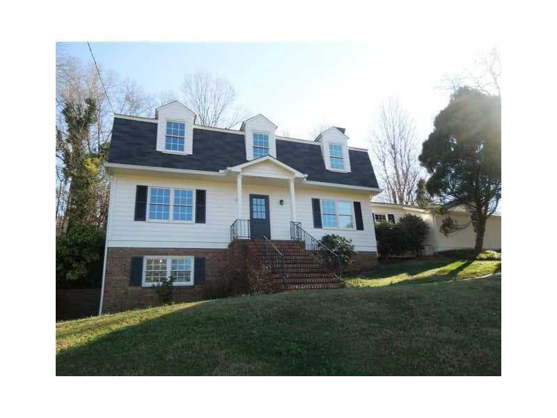 4 bedroom single family residence sold at 2810 Rockbridge Road, Marietta, GA 30066