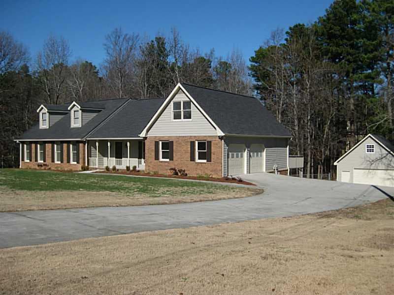 4 bedroom, 2,926 sq ft single family residence sold at 3538 Samantha Drive, Buford, GA 30519