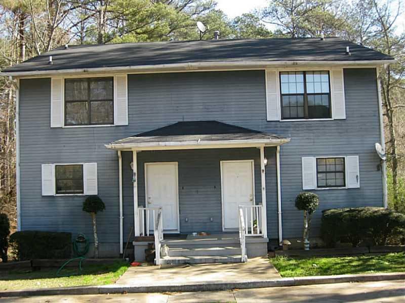 duplex sold at 300 Handley Court, Tyrone, GA 30290
