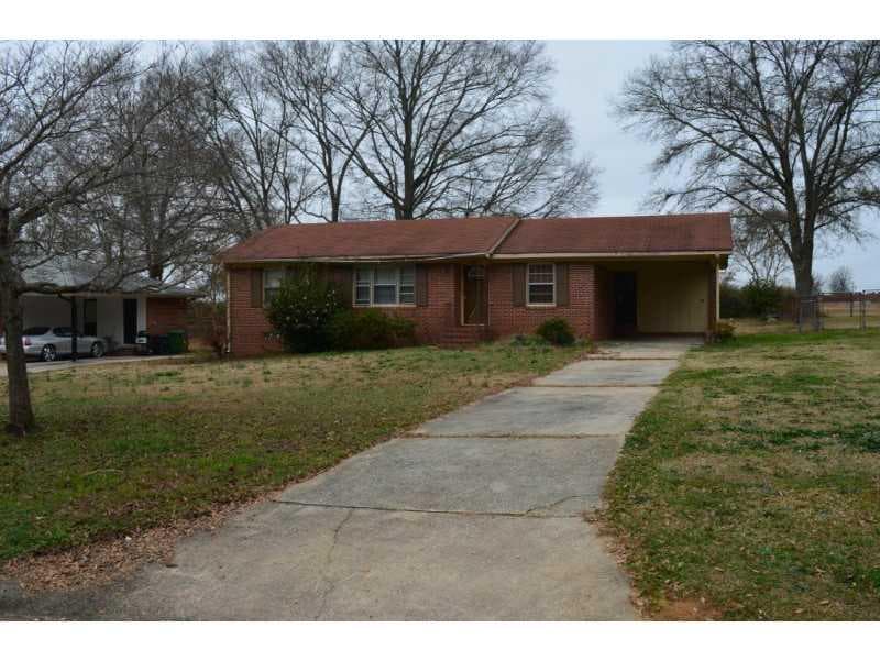 1331 Oakdale Drive, Griffin, GA 30224 — most recent listing photo