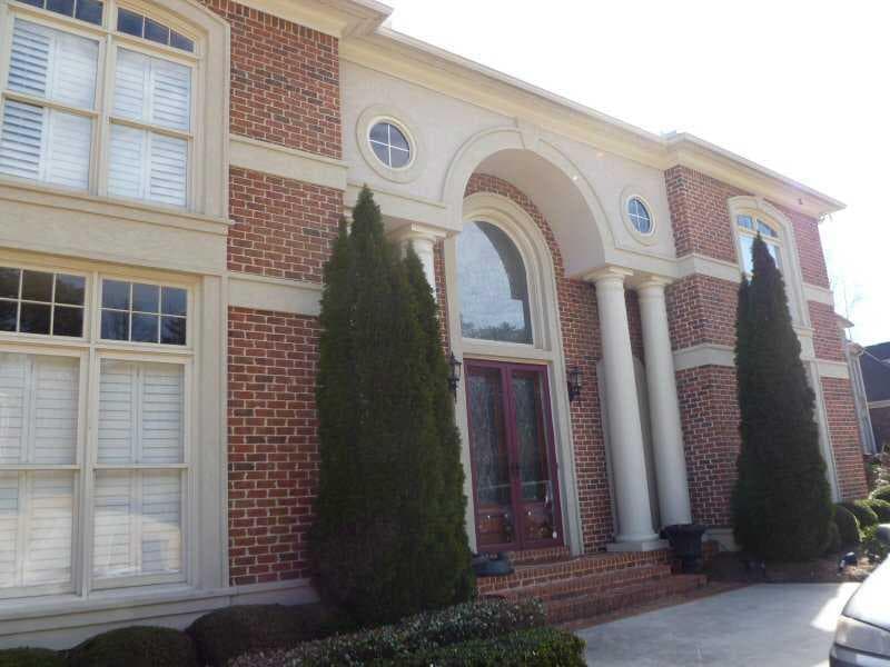 5 bedroom, 3,912 sq ft single family residence sold at 4840 Guilford Forest Drive, Atlanta, GA 30331