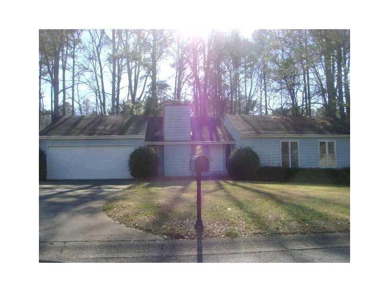 3 bedroom, 1,560 sq ft single family residence sold at 1640 SONYA Drive, Marietta, GA 30066