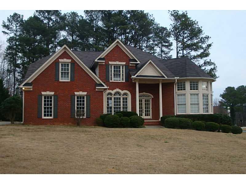 4 bedroom, 3,446 sq ft single family residence sold at 3325 Bentwood Drive, Cumming, GA 30041