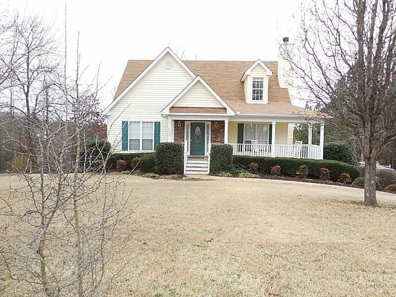 4 bedroom, 1,923 sq ft single family residence sold at 6960 N Glen Drive, Cumming, GA 30028