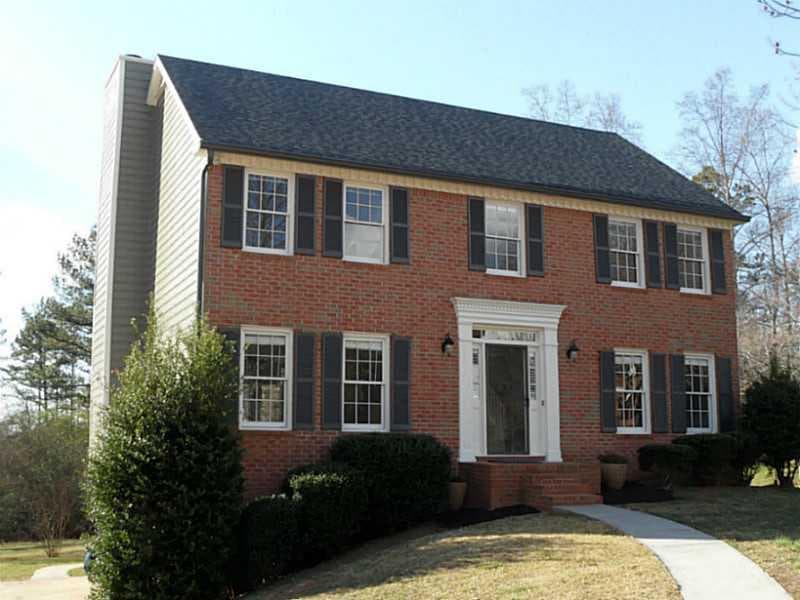 4 bedroom, 2,596 sq ft single family residence sold at 3253 Allegheny Drive, Marietta, GA 30066