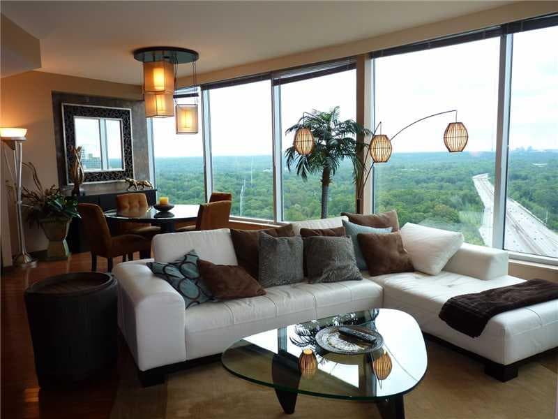 1 bedroom, 1,150 sq ft condominium sold at 3338 Peachtree Road 3004, Atlanta, GA 30326