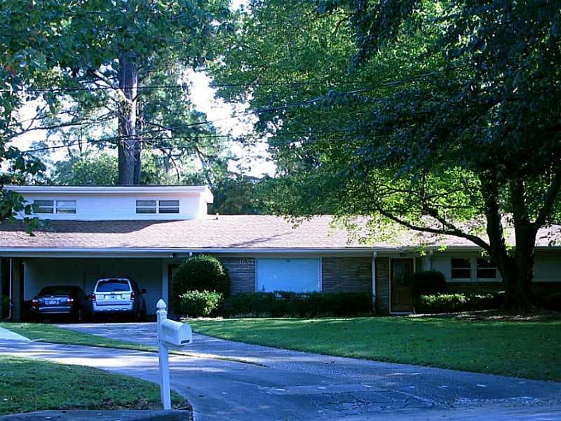 3 bedroom, 2,198 sq ft single family residence sold at 1657 Anita Place, Atlanta, GA 30306