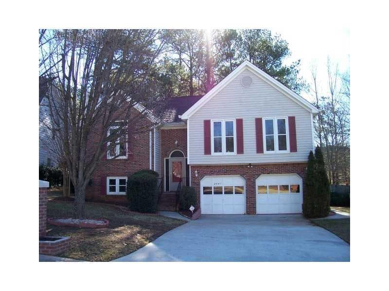 5 bedroom, 1,724 sq ft single family residence sold at 2541 Treehouse Lane, Lawrenceville, GA 30044