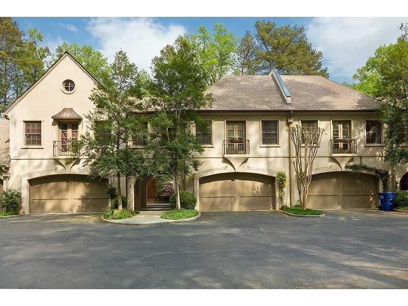 3 bedroom townhouse sold at 63 West Wieuca Road 5, Atlanta, GA 30342