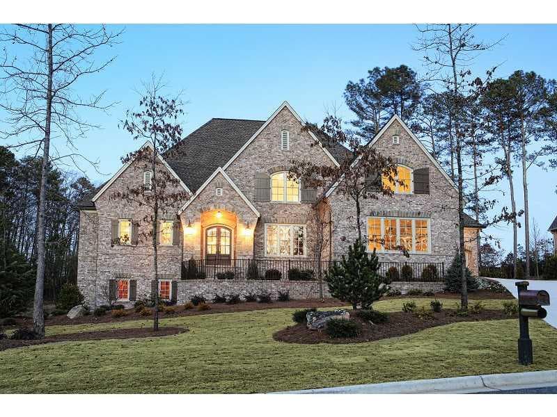 4 bedroom, 4,651 sq ft single family residence sold at 4915 Kettle River Point, Suwanee, GA 30024