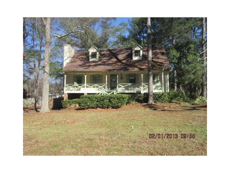3 bedroom, 2,574 sq ft single family residence sold at 2716 PHILLIPS Drive, Marietta, GA 30064