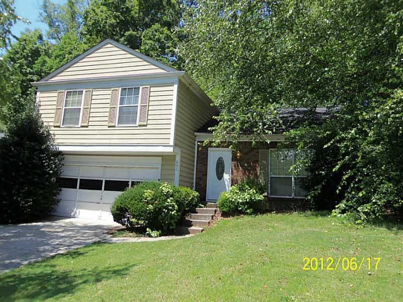 3 bedroom, 1,633 sq ft single family residence sold at 767 Stonebridge Park Circle, Lithonia, GA 30058