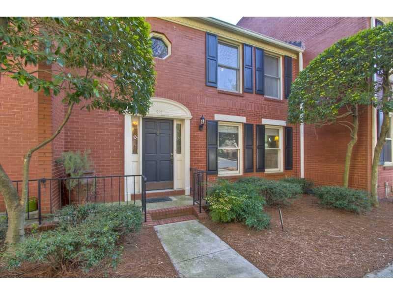 2 bedroom, 1,784 sq ft townhouse sold at 402 Defoors Mill Drive 402, Atlanta, GA 30318