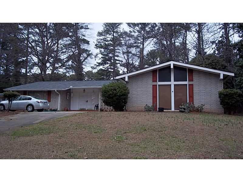 3523 Creekview Circle, Stone Mountain, GA 30083 — most recent listing photo