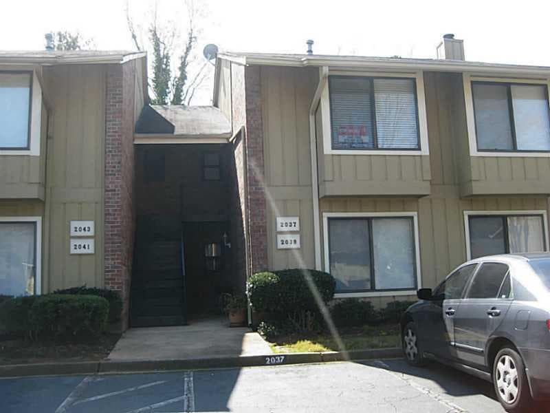 2037 POWERS FERRY Trace 2037, Marietta, GA 30067 — most recent listing photo