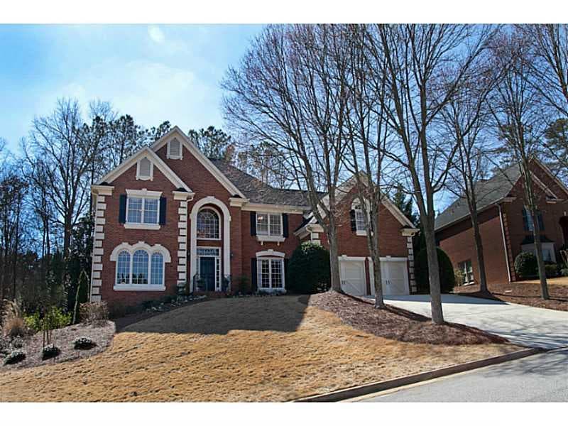 6 bedroom, 3,646 sq ft single family residence sold at 620 Lake Medlock Court, Alpharetta, GA 30022