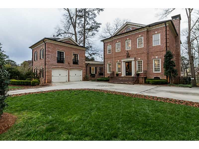 5 bedroom, 5,125 sq ft single family residence sold at 4084 Peachtree Dunwoody Road, Atlanta, GA 30342