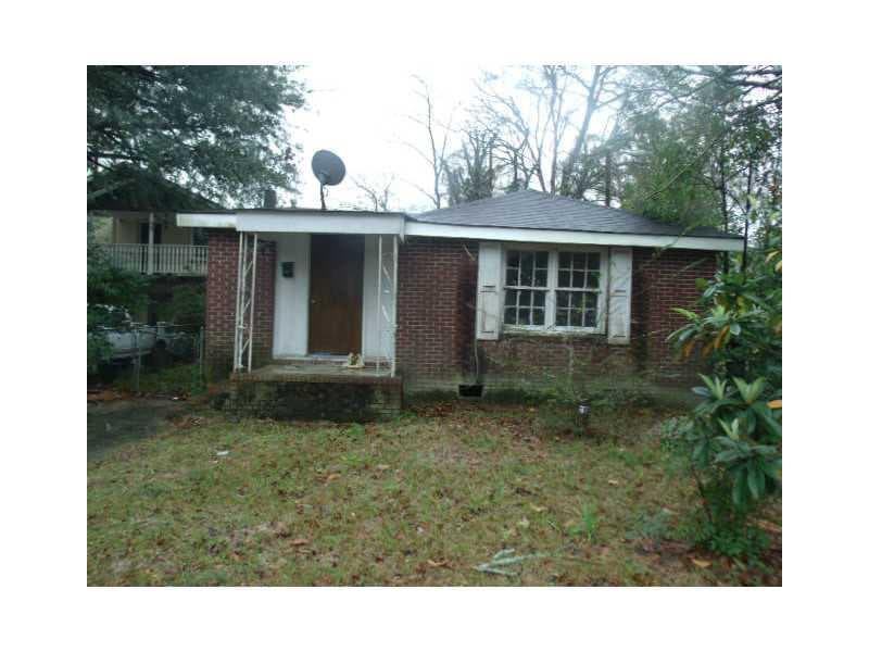2 bedroom single family residence sold at 711 E 34th Street, Savannah, GA 31405