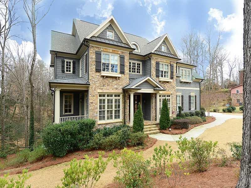 4 bedroom, 3,740 sq ft single family residence sold at 1269 Chaucer Lane, Atlanta, GA 30319