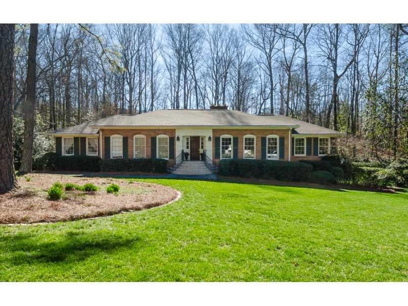4 bedroom, 2,616 sq ft single family residence sold at 1052 Coronado Drive, Atlanta, GA 30327
