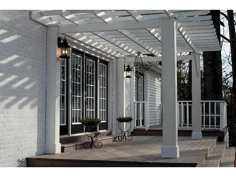 3 bedroom, 1,506 sq ft single family residence sold at 104 Mandalay Road, Gainesville, GA 30501