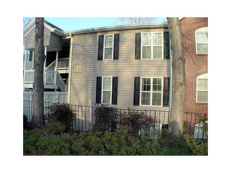 372 Teal Court 372, Roswell, GA 30076 — most recent listing photo