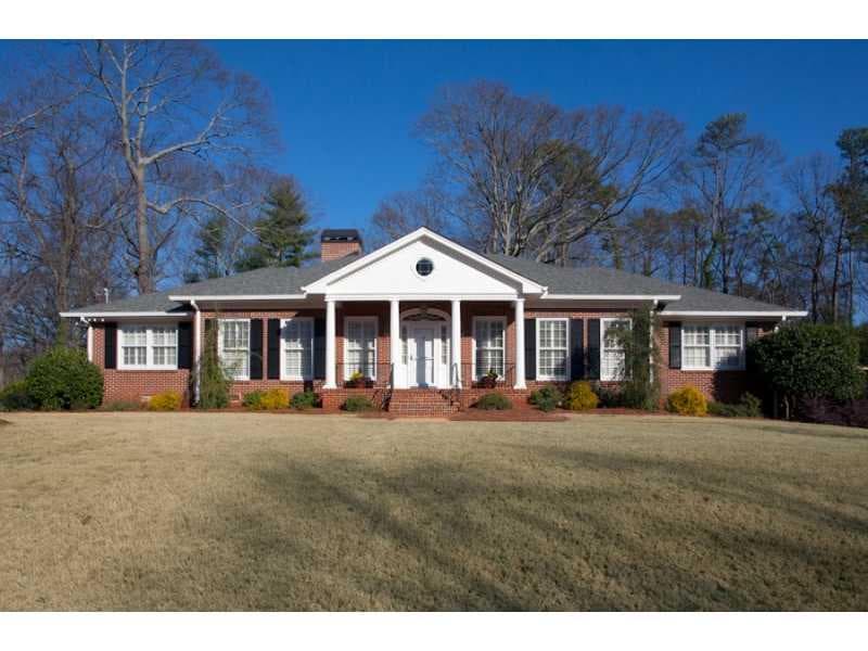 4 bedroom, 3,464 sq ft single family residence sold at 575 Ponce De Leon Manor, Atlanta, GA 30307