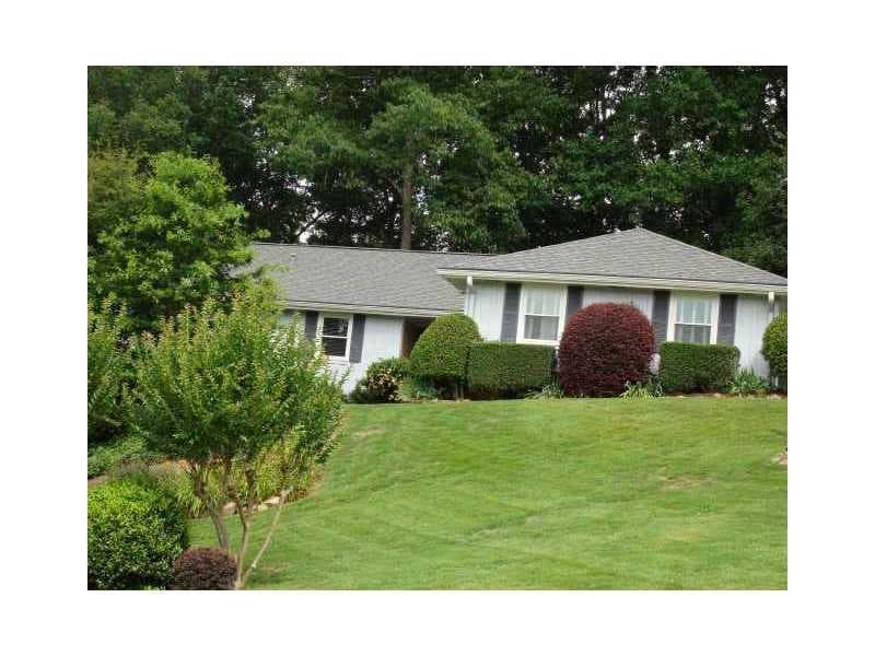 305 Fallen Leaf Lane, Roswell, GA 30075 — most recent listing photo